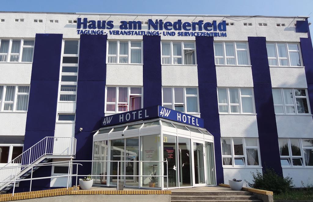 Hotel Hw - Haus Am Niederfeld Berlino